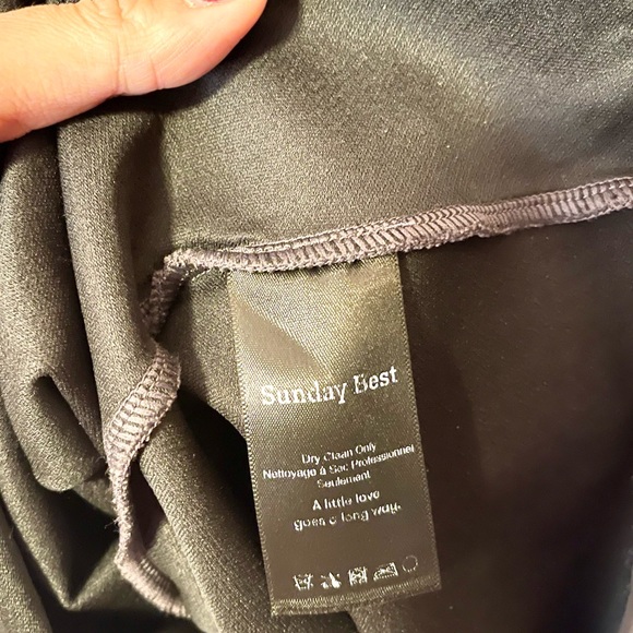 Sunday best long sleeve dress from Aritzia - Picture 5 of 6